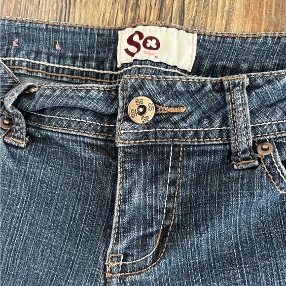 SO Beta Skinny Jeans Womens Juniors 7 Average Blue Denim Dark Wash Embroidered - Picture 9 of 13